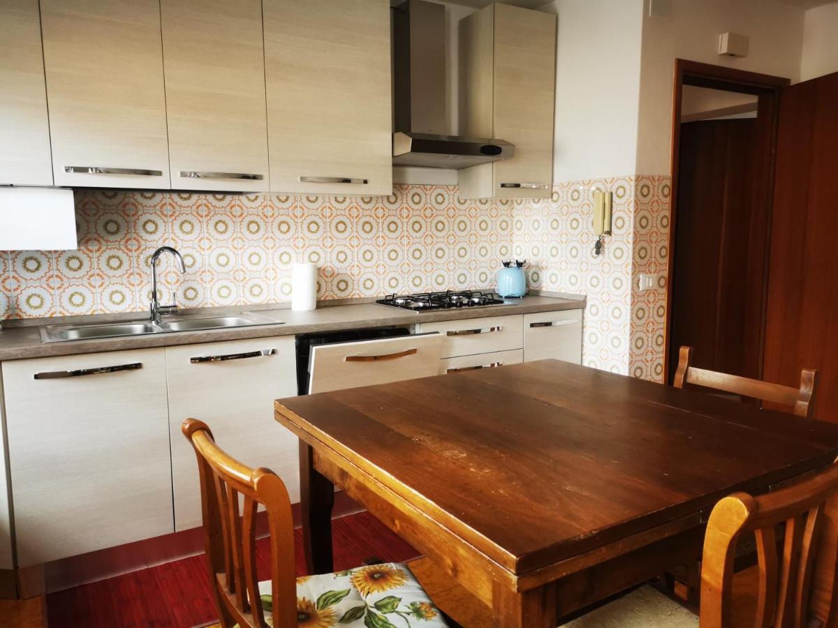 Spazioso E Completo Appartamento Con 3 Camere, Doppi Servizi, Fino A 8 Posti Letto Pedavena Exterior foto