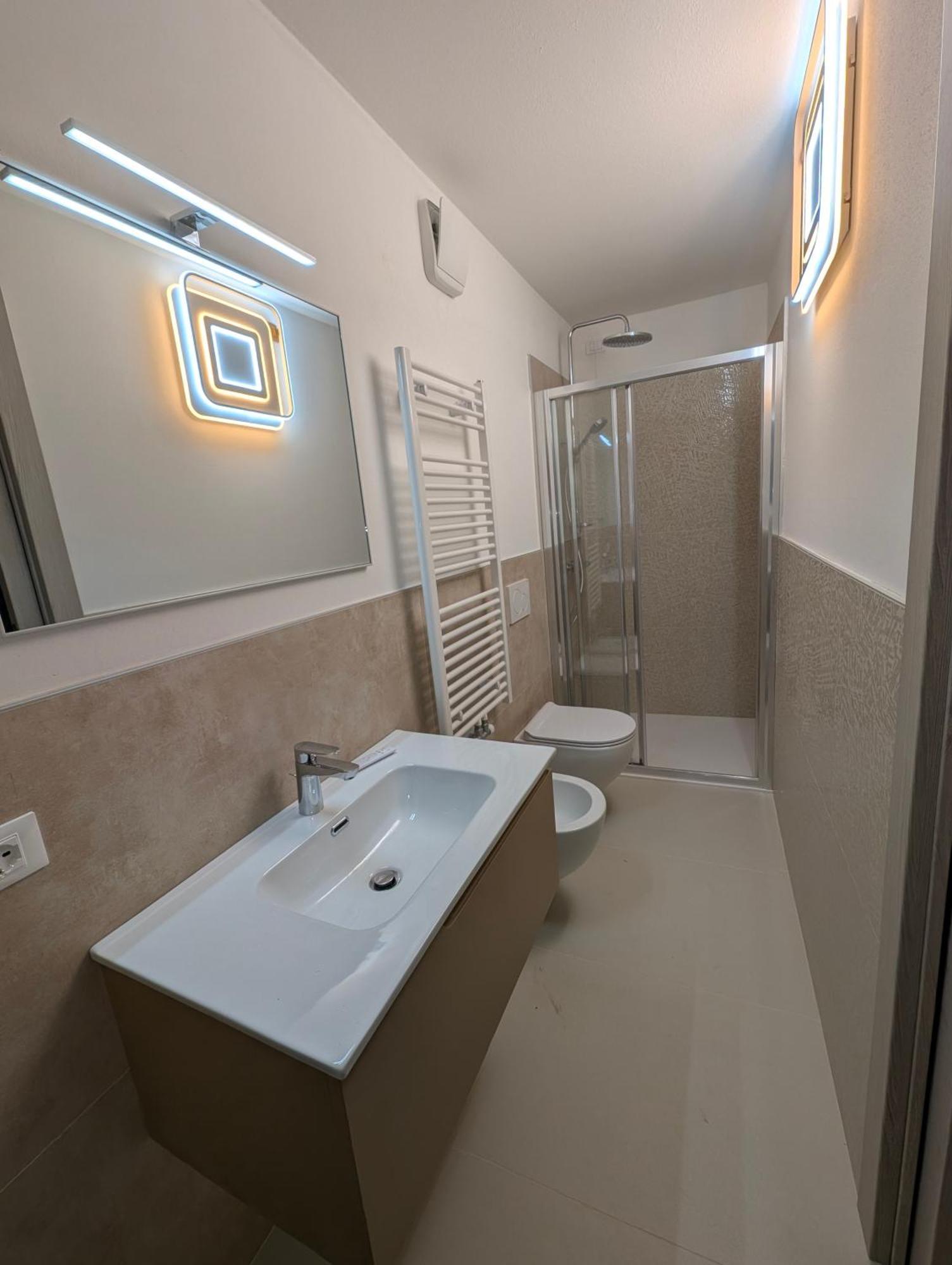 Spazioso E Completo Appartamento Con 3 Camere, Doppi Servizi, Fino A 8 Posti Letto Pedavena Exterior foto